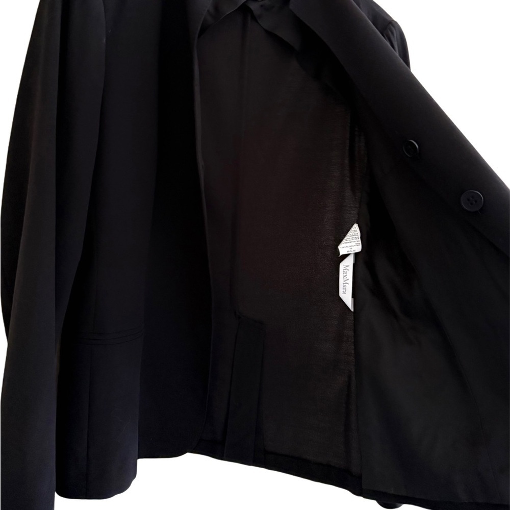 MaxMara Black Minimal Collarless Wool Blazer - Picture 10 of 14